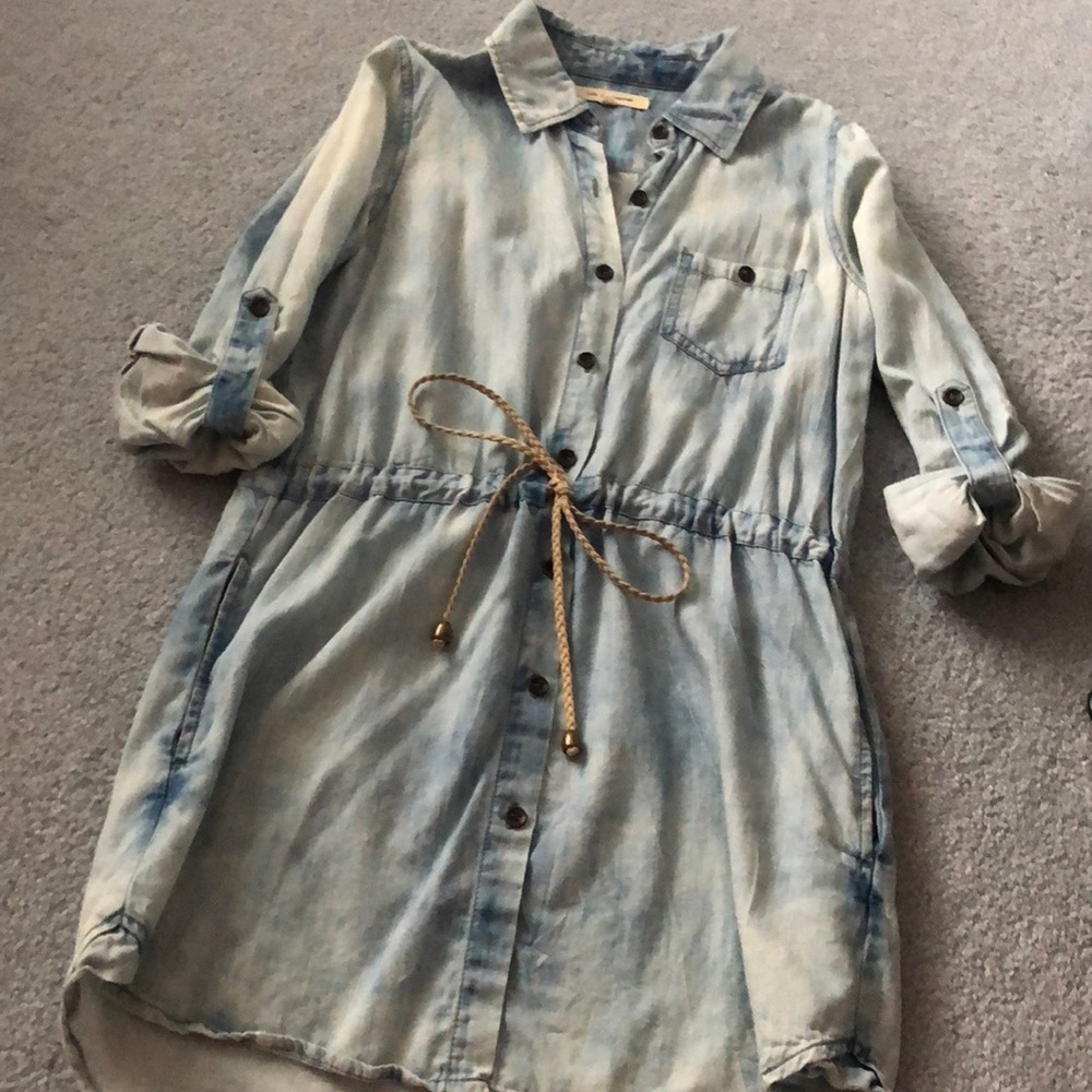Forever21 Denim Wash Button Down Dress